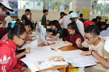 Xét tuyển học bạ học Đại học Chính Quy ngành Quản lý Nhà nước